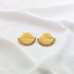 18K Gold Pleated Sea Shell